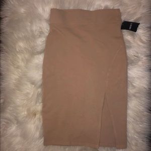 NWT: forever 21 skirt